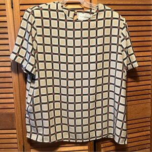 Vintage Liz & Me Grey, Beige and Red Square Graphics Designs Top